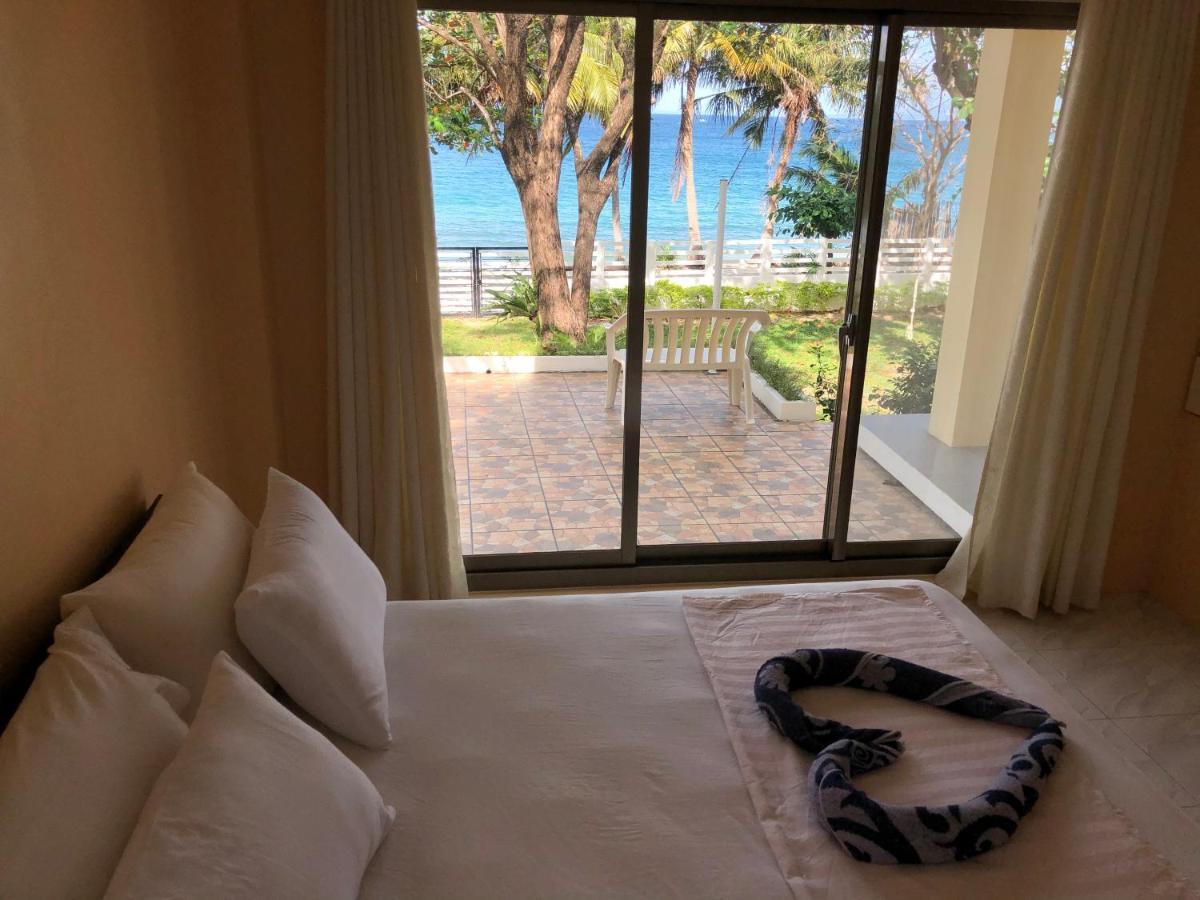 Amami Beachfront Villa With Private Beach Puerto Galera Exterior foto